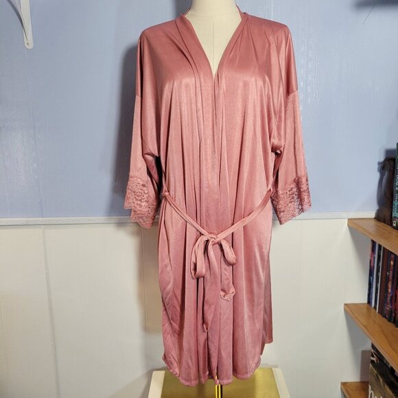 Petra Fashions 1X Light Pink Lace Shortsleeve Classic Tie Summer Robe - Picture 1 of 9